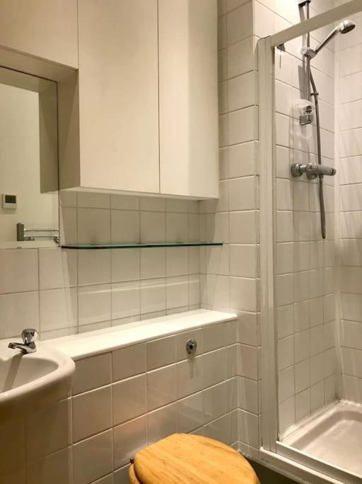 Quiet Kensington Flat Ideal For Central London Exterior photo